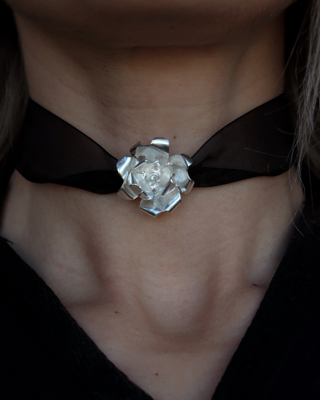 The Rose Choker - Veroni Swim × Eni Jewelry