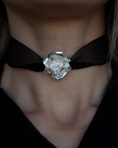 The Rose Choker - Veroni Swim × Eni Jewelry