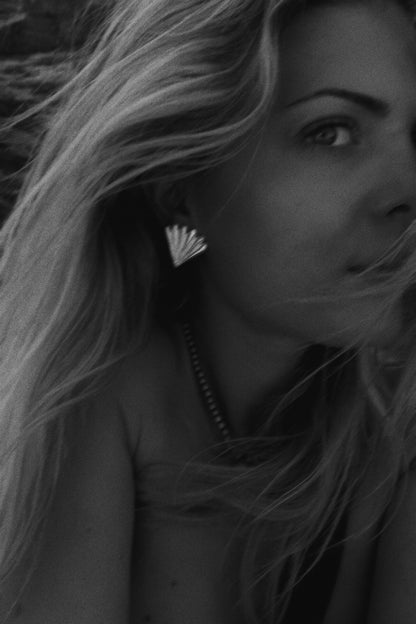 Veroni Swim x Eni Jewelry – Shell Earring in Recycled Silver